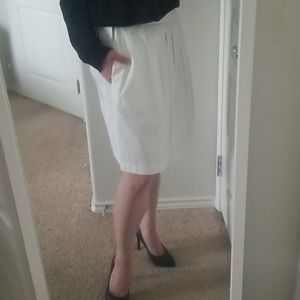 White skirt with pockets